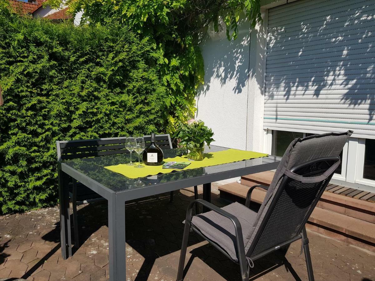 Weingut Knauer Apartman Dettelbach Kültér fotó
